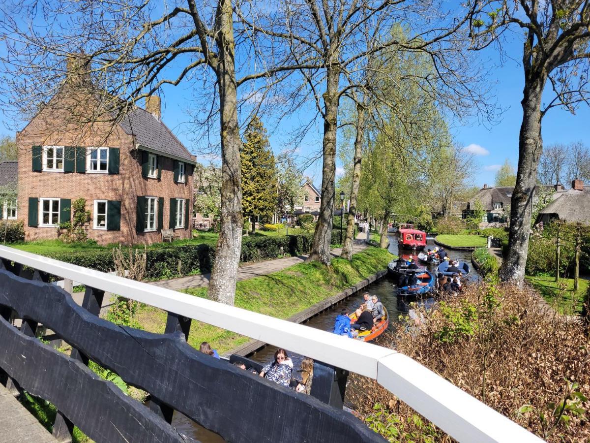 B&B Villa Giethoorn - Canalview, Privacy & Parking المظهر الخارجي الصورة