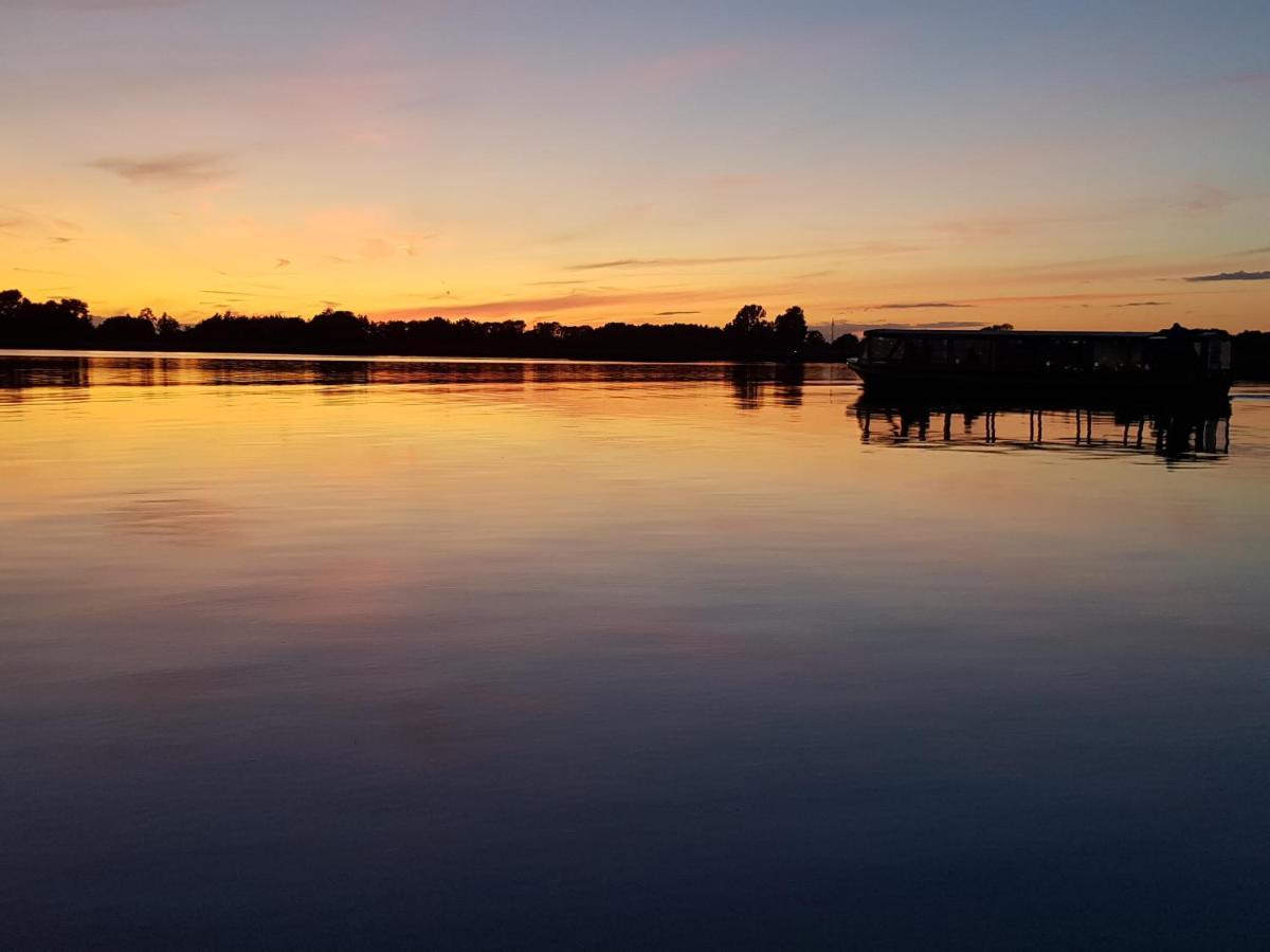 B&B Villa Giethoorn - Canalview, Privacy & Parking المظهر الخارجي الصورة